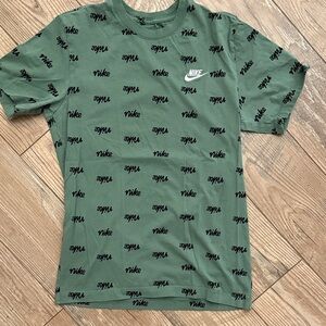 Nike Green and Black Logo Men's Tee
